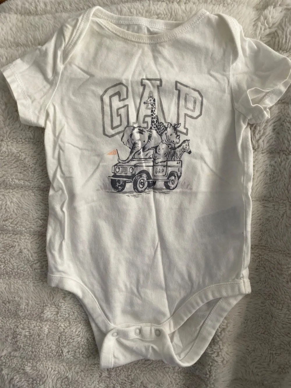 Baby Gap Organic Onesie and Linen Pants